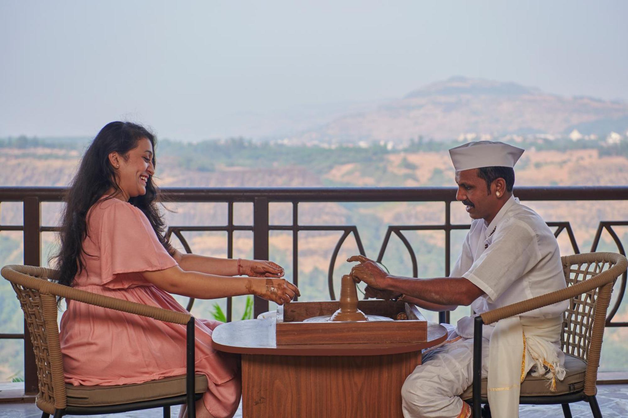 The Dukes Retreat Khandala Lonavala Bagian luar foto