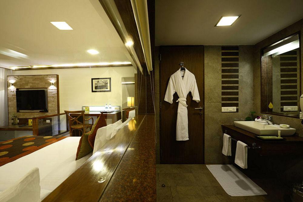 The Dukes Retreat Khandala Lonavala Bagian luar foto