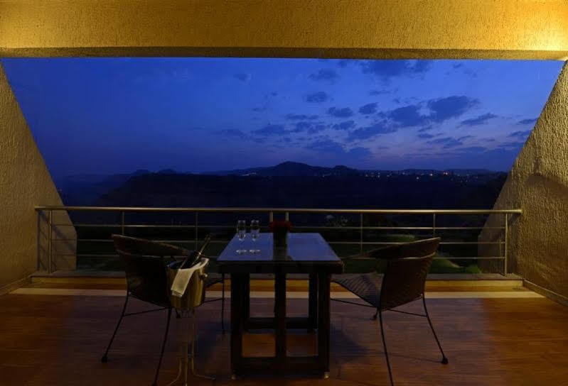 The Dukes Retreat Khandala Lonavala Bagian luar foto