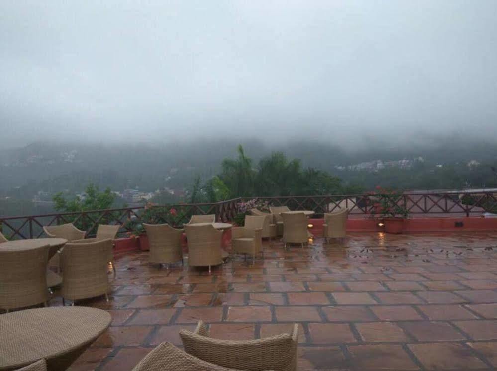 The Dukes Retreat Khandala Lonavala Bagian luar foto