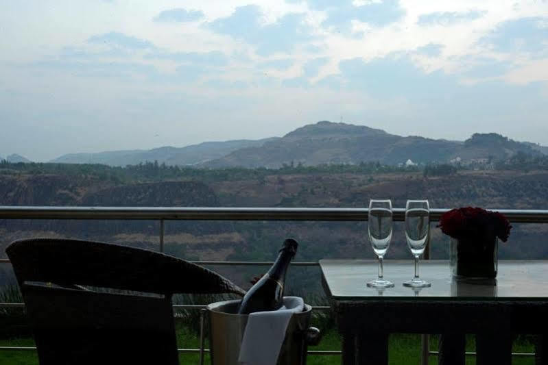 The Dukes Retreat Khandala Lonavala Bagian luar foto